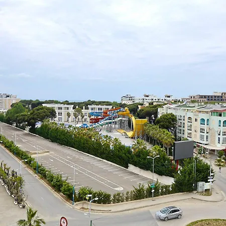 Blue Slide House - 1br, Waterpark, Shoreline *